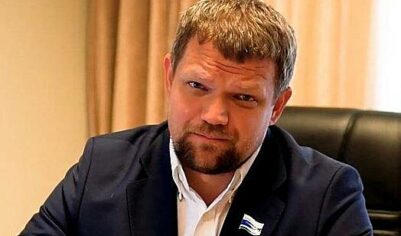 Преследовавший бывшую девушку российский депутат выступил со встречным обвинением