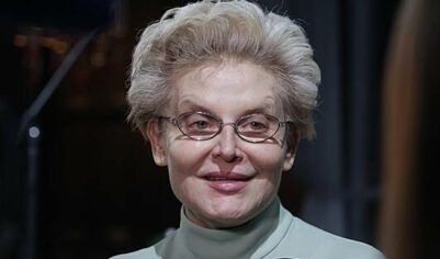 Малышева дала совет семьям алкоголиков