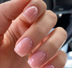 «Русский маникюр»: сверхмодно и сверхдолговечно