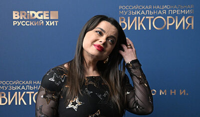 «Она тихо, спокойно помогает»: мать заявила, что Наташа Королева отправляет в Киев заработанные в Москве деньги