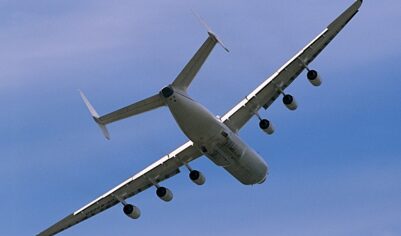 В России предупредили о рисках полной остановки грузовых авиаперевозок