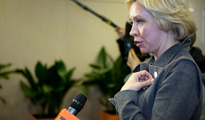 «Мне пишут: „Тварь“»: оскорбляющая Россию Татьяна Лазарева* пожаловалась на травлю в Сети