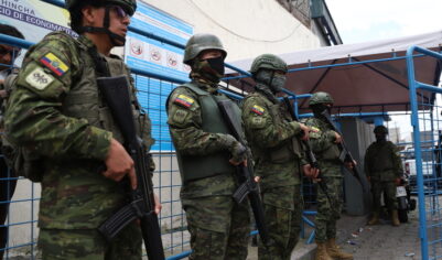 Десятки повешенных: жестокие беспорядки в тюрьме унесли жизни 31 человека