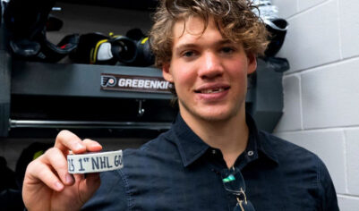 Голы Гребёнкина, Хуснутдинова и Барбашева принесли победы американским клубам НХЛ