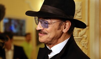 «Меня принесли домой и положили в чемодан»: Михаил Боярский раскрыл правду о тяжелом детстве