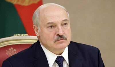 Лукашенко призвал аграриев прекратить "рыдать и плакаться"