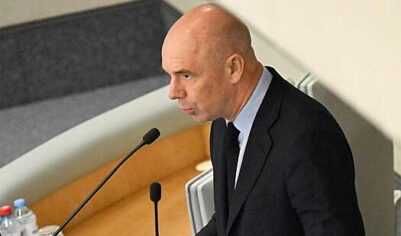 В России собрались бороться с платежами наличкой