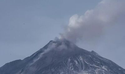 Вулкан на Камчатке вызвал тревогу на Аляске