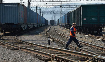 Армения может начать импортировать товары из РФ через Азербайджан