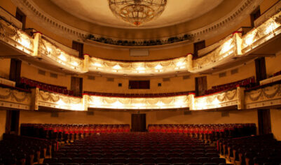 Президент — культуре: как государство научилось поддерживать смелое и нужное искусство