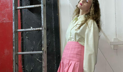 Сбежавшую из России Монеточку* госпитализировали в Риге с отеком Квинке