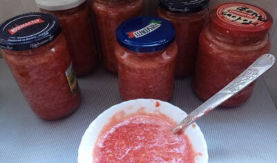 Рецепт: Хренодер — Удачный хренодер. Ароматный и пикантный. С болгарским перцем и чесноком