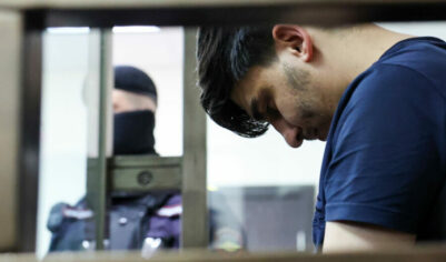 «Случайно вонзил нож по рукоять»: как в Москве судят мигранта за убийство байкера