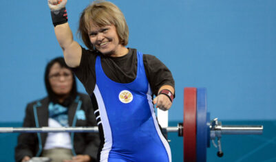 «Мы лучшие, нам эти ваши санкции нипочем»: как чемпионка победила под флагом России