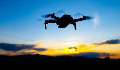 Инфраструктура под Владимиром подверглась атаке дронов. Власти предупредили о риске новых ударов