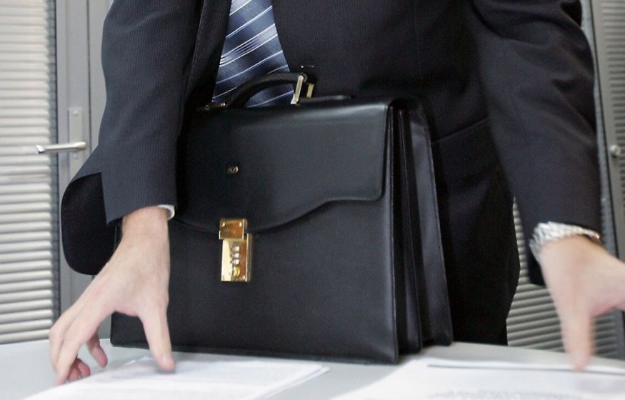 «Заплатил, можно оскорблять и быковать дальше? Штрафы для чиновников не помогают — их надо просто увольнять»: эксперт «Заплатил, можно оскорблять и быковать дальше? Штрафы для чиновников не помогают — их надо просто увольнять»: эксперт