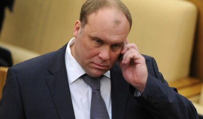 «Ждать не будем. Мы лучше сами распишем под хохлому»: в Госдуме раскрыли ответ России на угрозу от Запада