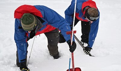 В Греции четыре человека погибли из-за схода лавины в горах Вардусия