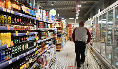 Алкоголь в розничных магазинах РФ может подорожать на 17%