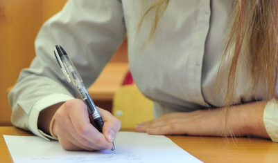 «Русская девочка уехала обратно в Казахстан»: провал экзамена по родному языку разрушил семью переселенцев