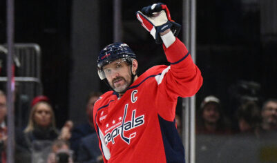 Овечкин — главный герой, «Локомотив» — лучшая команда