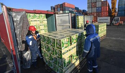 Вице-премьер РФ заявил, что российская экономика развернулась на Восток