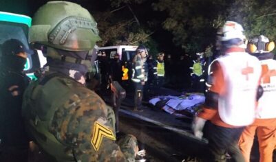 Упал в глубокий овраг: в результате аварии автобуса погибли 15 человек