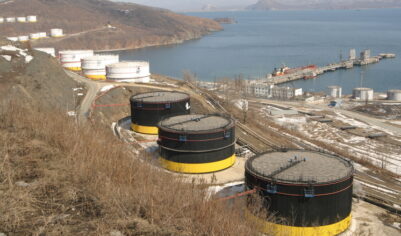 Российская нефть торгуется по дешевке: потери исчисляются сотнями миллиардов рублей