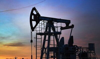 Цена нефти Brent на ICE опустилась ниже $60 впервые с 5 мая