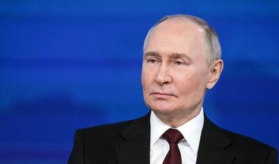 Путин заявил, что проблему инфляции в России «удается решать»