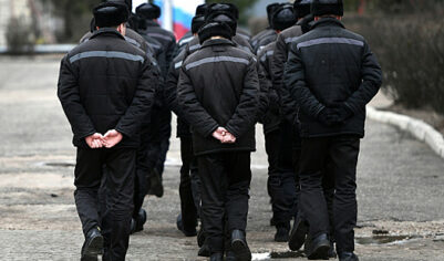 В Новосибирске заключенный пригрозил надзирателю изнасилованием и получил срок