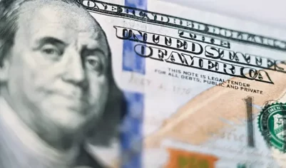 Курс доллара упал почти до 75 рублей