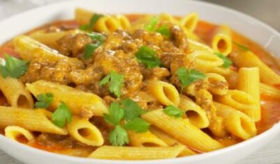 Нежные макароны с мясным фаршем в сырном соусе на сковороде вкусный рецепт с фото пошагово и видео