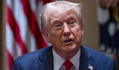 Трамп допустил отмену подоходного налога в США