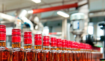 «Ъ»: Минфин России с января 2026 года повысит МРЦ на алкоголь