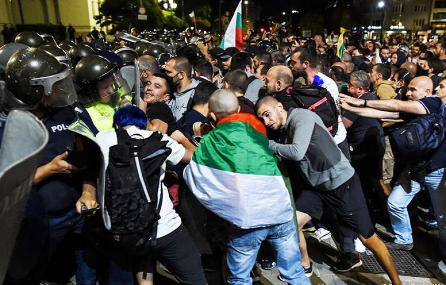 София в огне: болгары взбунтовались против налогов — русофобия дорого обходится