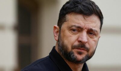 «Зеленского нагнули. Вместо переворота — коррупция»: Эксперт об отставке Ермака и ослаблении власти