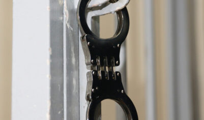 «Семь килограммов конфет»: как чиновница Росздравнадзора маскировала баснословную взятку