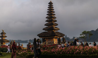 Внебрачный секс на Бали объявлен вне закона: как быть российским туристам