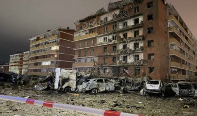 «Выбиты балконные двери, упали на пол шкафы»: жители аула Новая Адыгея рассказали об атаке вражеского беспилотника