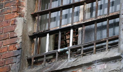 На Урале суд отправил в колонию на 1,5 года экс-ректора РГППУ Дубицкого