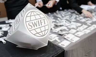 Шансы российских банков стать независимыми от SWIFT оценили