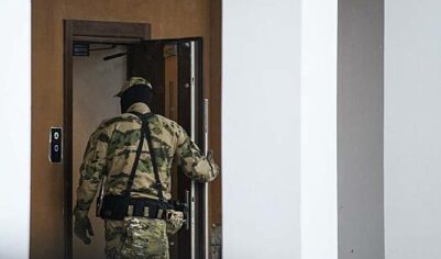 Одну из крупнейших вебкам-студий в России накрыли силовики