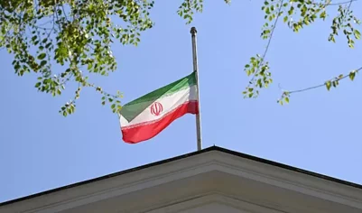 Посольство России призвало россиян избегать протестов и провокаций в Иране