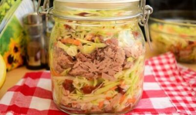 Салат с тунцом и вялеными помидорами вкусный рецепт с фото пошагово и видео