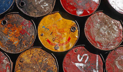 Венесуэла снизила добычу и экспорт нефти из-за блокады США