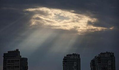 Россиян научили предсказывать погоду