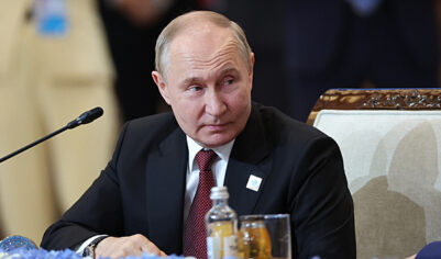 Путину показали беспилотный трамвай модели «Львёнок»