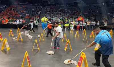 Эстафета со шваброй