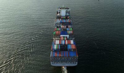 Китай стал больше торговать с Европой